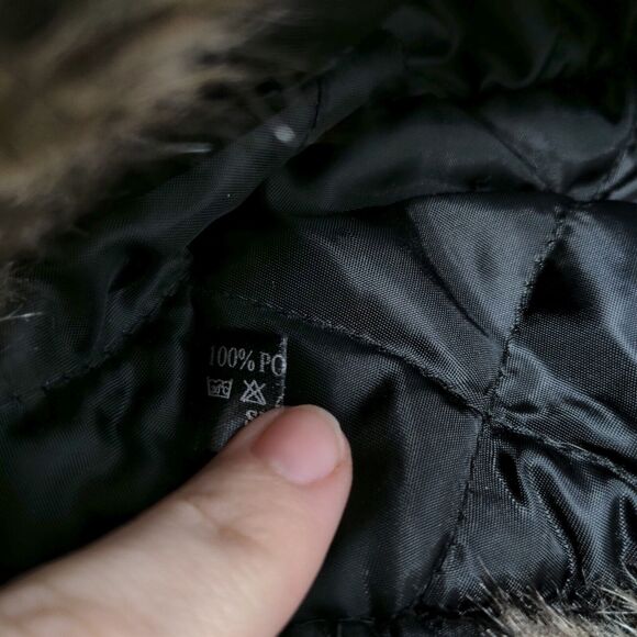 Unbranded Men's Trapper Hat Red Plaid Quilted Lined Vegan Fur Ear Flaps - Picture 8 of 9